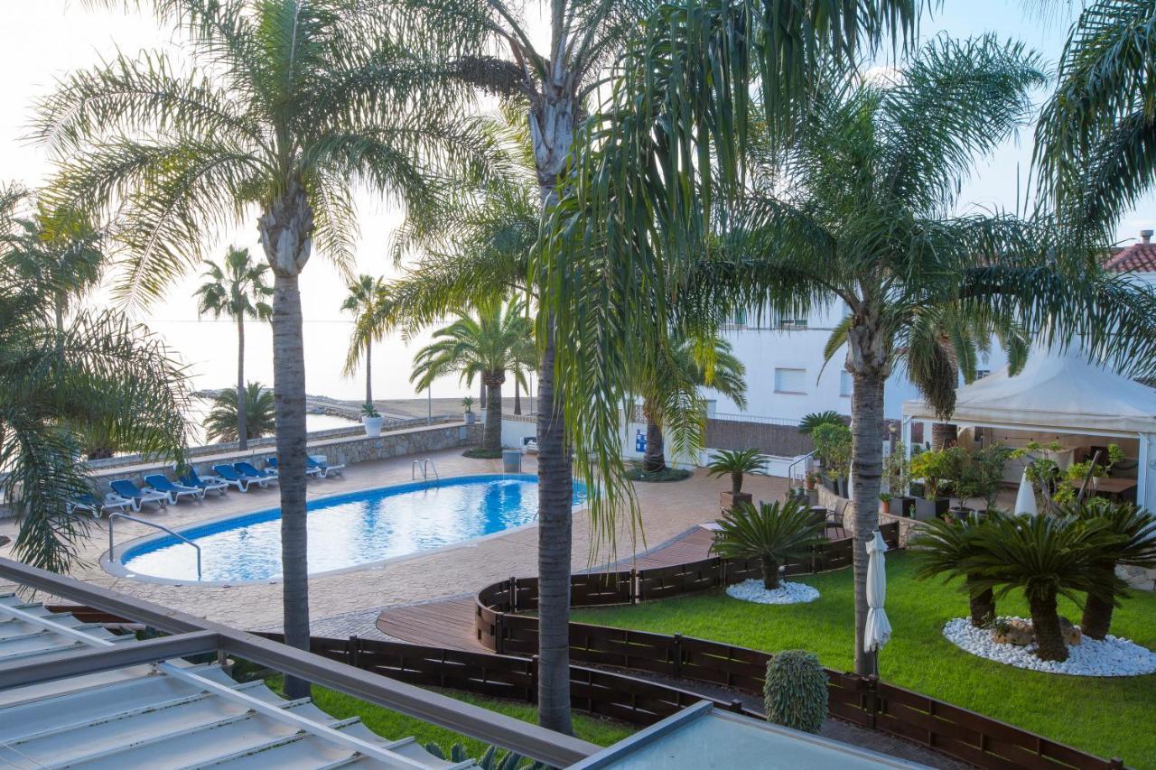 Hotel Miami Mar Sant Carles De La Rapita Exterior photo