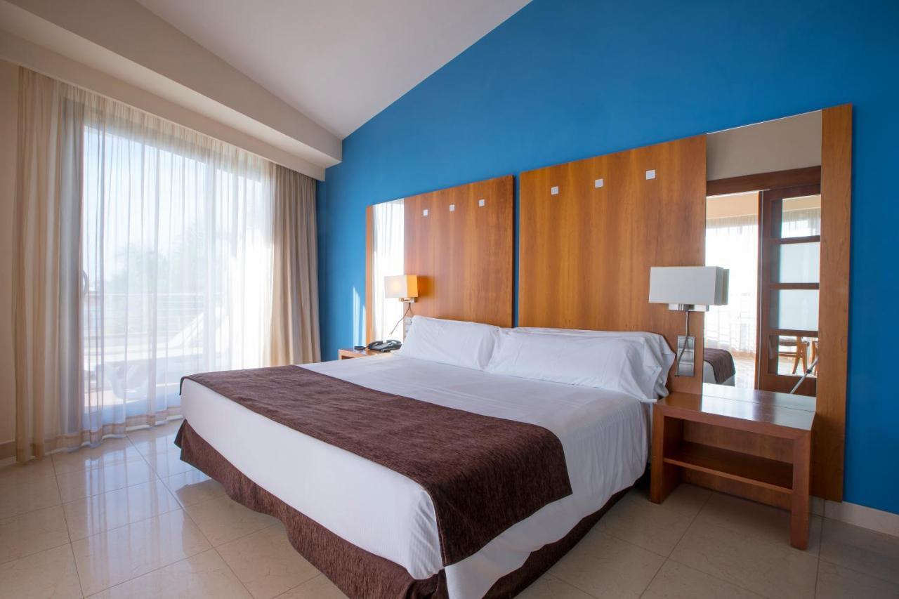 Hotel Miami Mar Sant Carles De La Rapita Exterior photo